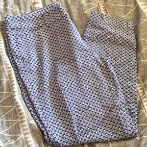 Old Navy pixie pant- 12